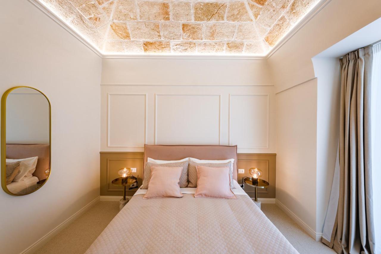 Helloapulia Charming Palazzo Clemente - Self-catering With Aircondition Apartment *